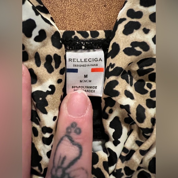 NEW w/o tag Relleciga 2 pc bathing suit - Picture 3 of 8